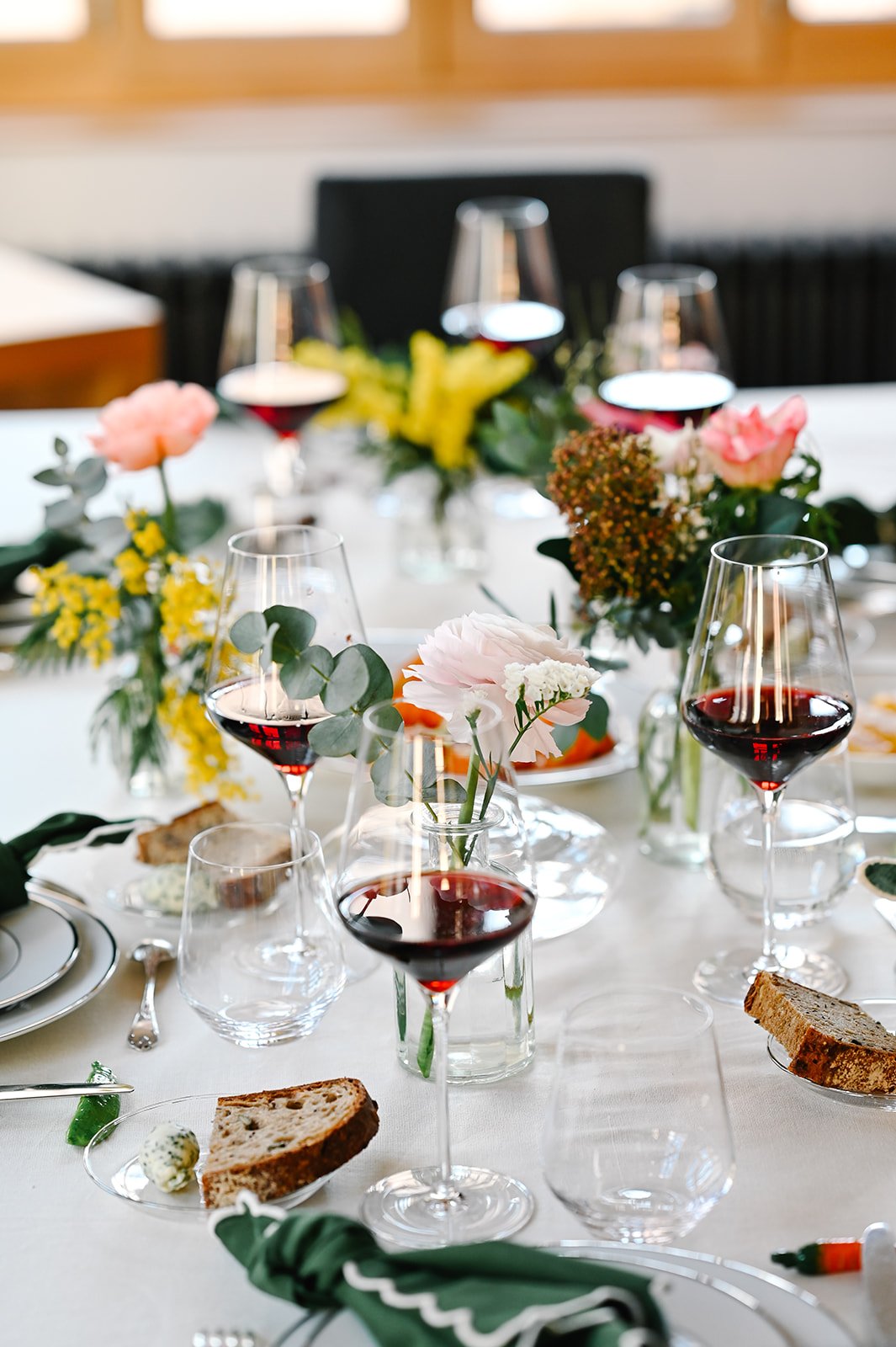 Chef de cuisine à demeure pour vos événements privés & haut de gamme sur Annecy et sa région. Le temps d'un déjeuner, d'un dîner ou pour plusieurs jours, confiez-moi vos moments privilégiés !